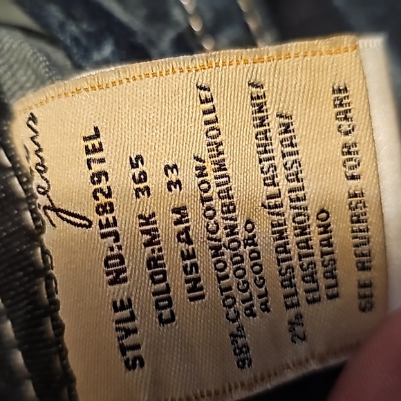 NWOT Me Jeans, Womans Size 30 Boot cut - Picture 8 of 8